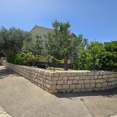 Apartman Nea Nin Zewnętrze zdjęcie
